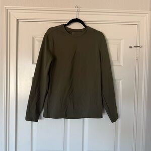 Outdoor Voices Men's Sage Green Shirt